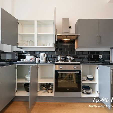 Irvine Contractor Accommodation Leigh  Bagian luar foto