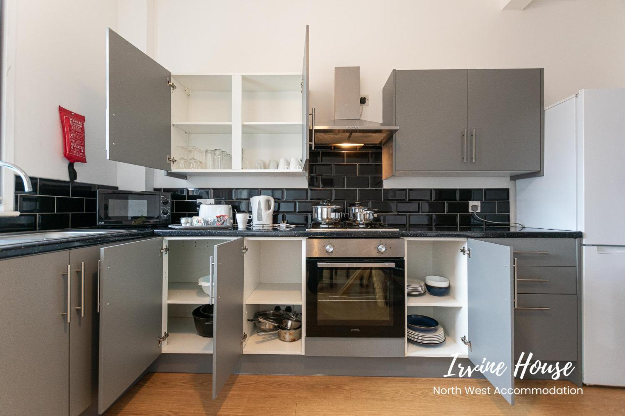 Irvine Contractor Accommodation Leigh  Bagian luar foto