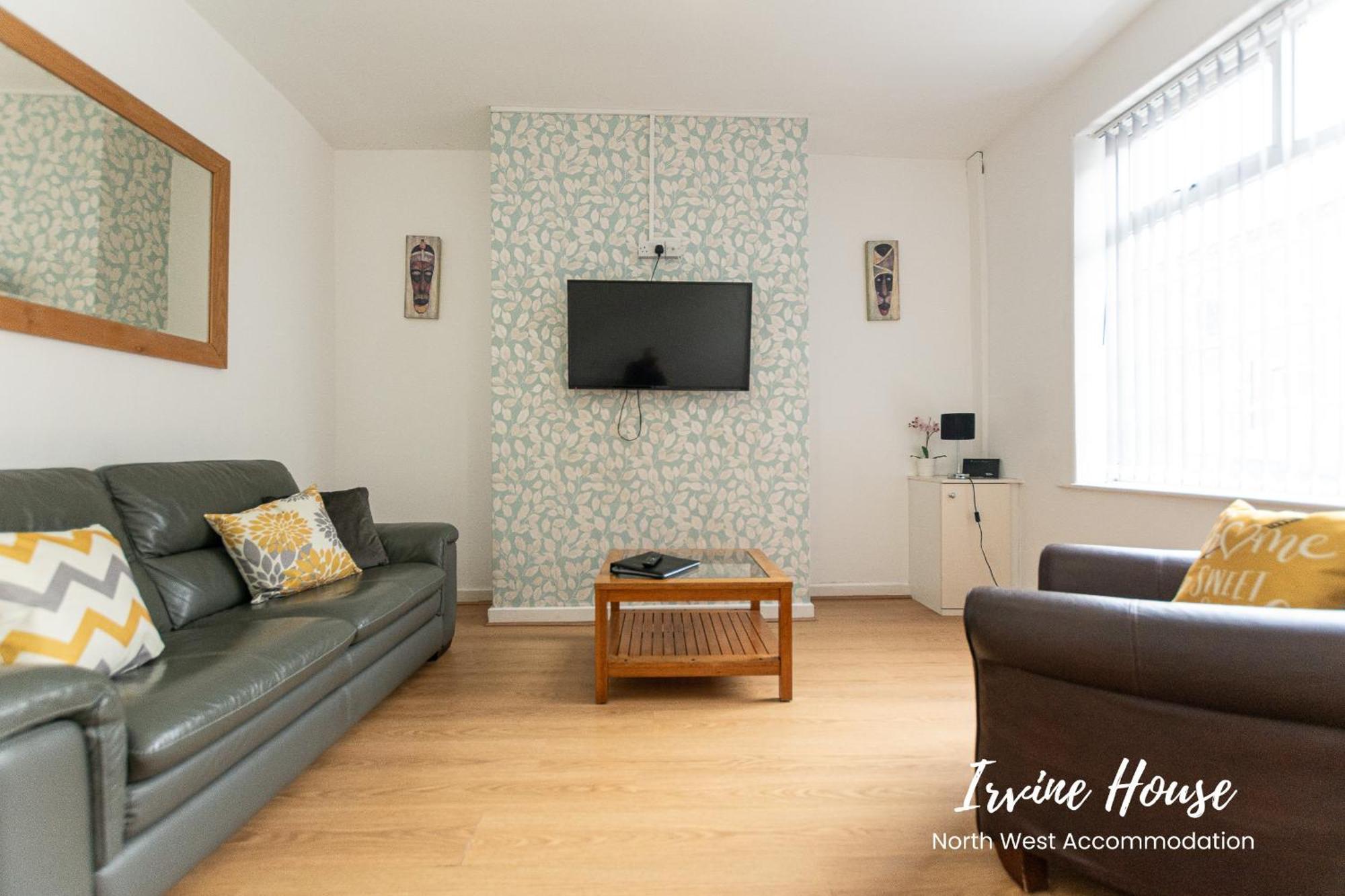 Irvine Contractor Accommodation Leigh  Bagian luar foto